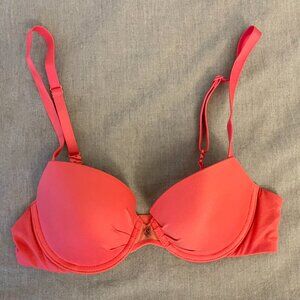 Fabulous by Victoria's Secret Lined Demi Bra 32A in Pink / Red